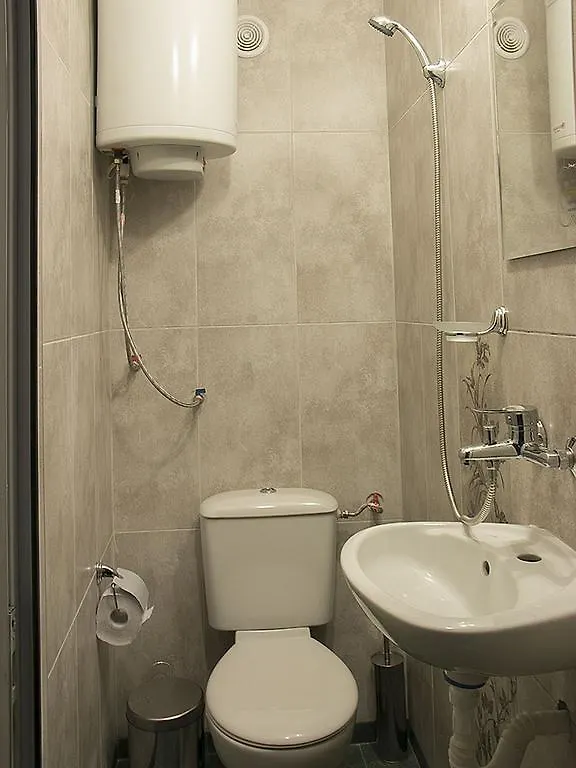 Apartment Апартамент За Гости 